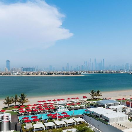 Th8 Palm Dubai Beach Resort, Vignette Collection By Ihg מראה חיצוני תמונה View of Jumeirah Islands