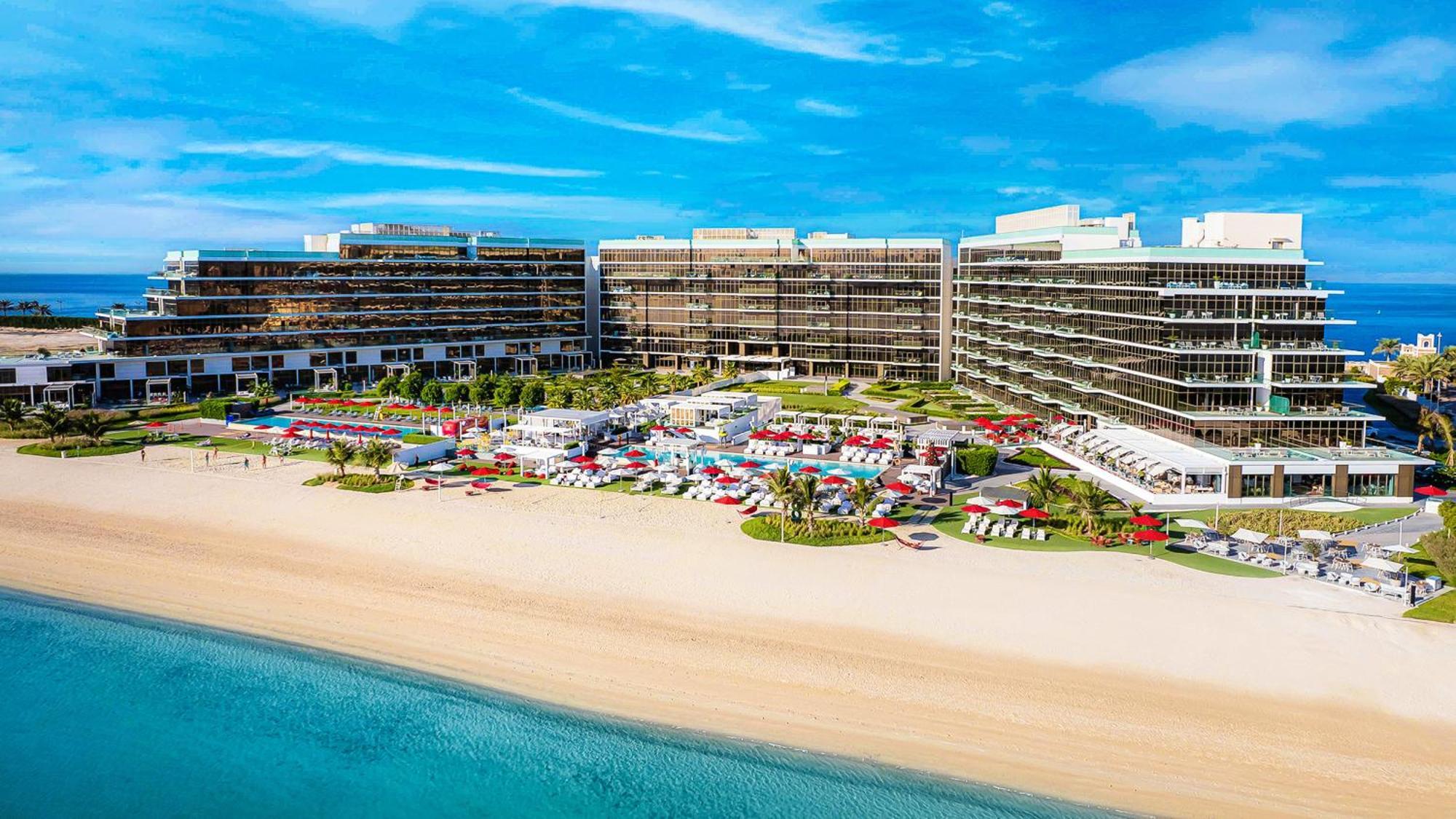 Th8 Palm Dubai Beach Resort, Vignette Collection By Ihg מראה חיצוני תמונה Hilton San Diego Bayfront
