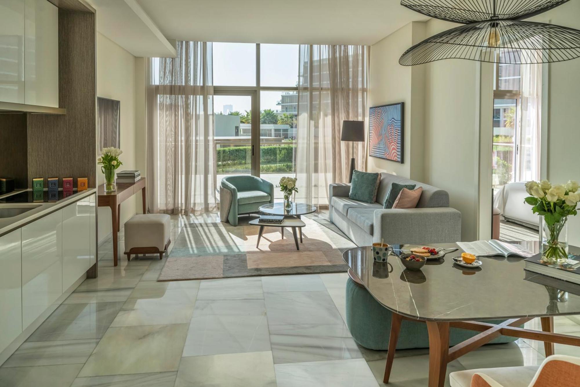 Th8 Palm Dubai Beach Resort, Vignette Collection By Ihg מראה חיצוני תמונה