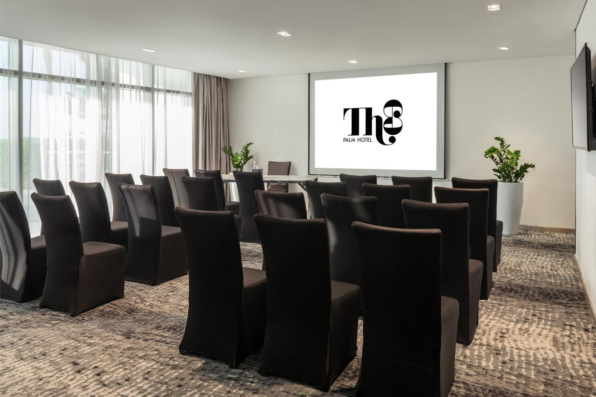 Th8 Palm Dubai Beach Resort, Vignette Collection By Ihg מראה חיצוני תמונה The New Hotel
