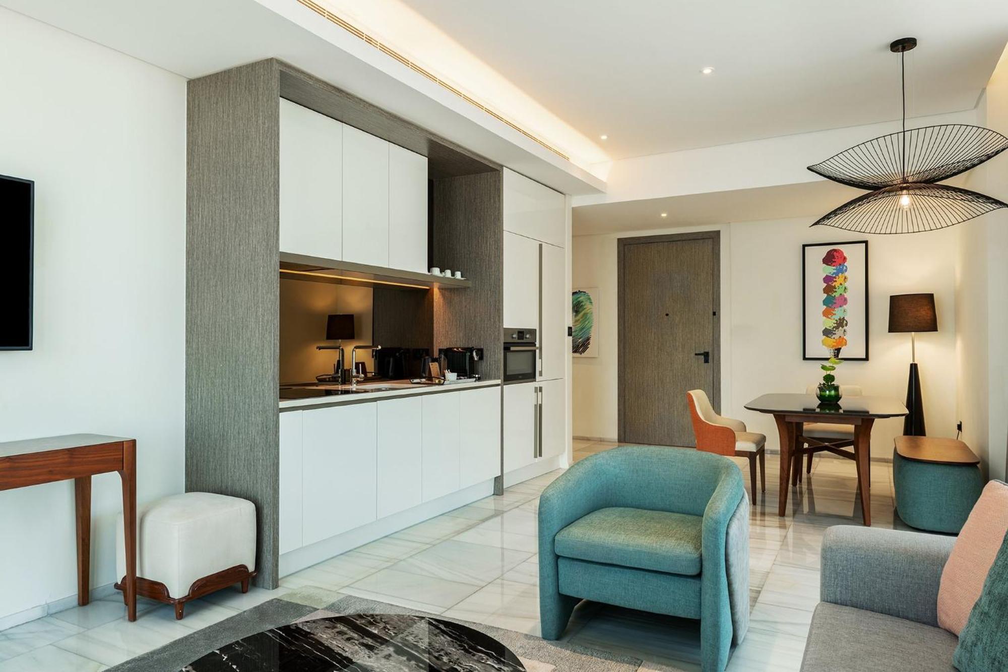 Th8 Palm Dubai Beach Resort, Vignette Collection By Ihg מראה חיצוני תמונה